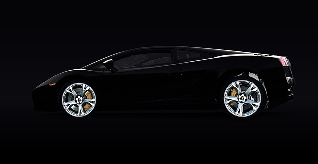 Ile decybeli ma Lamborghini?